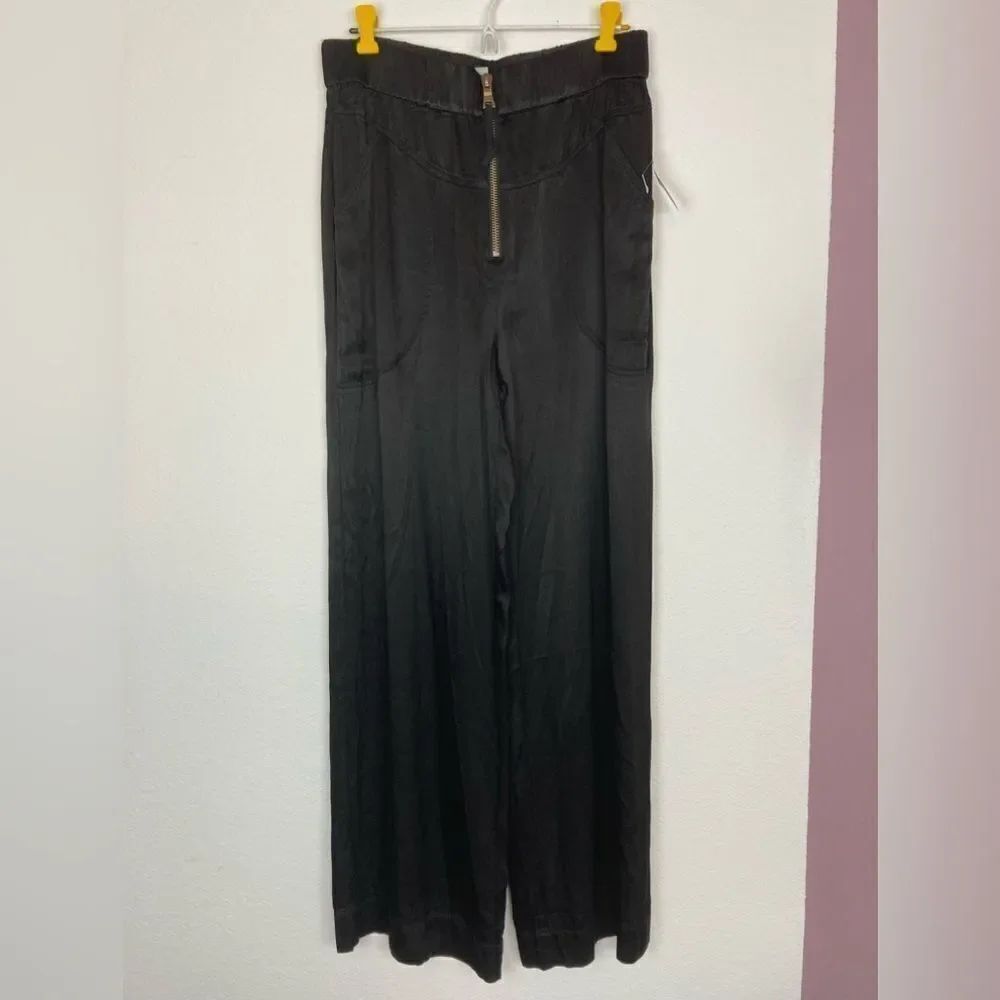 NWT Anthropologie Marrakech black satin front zip flowing pants runs big